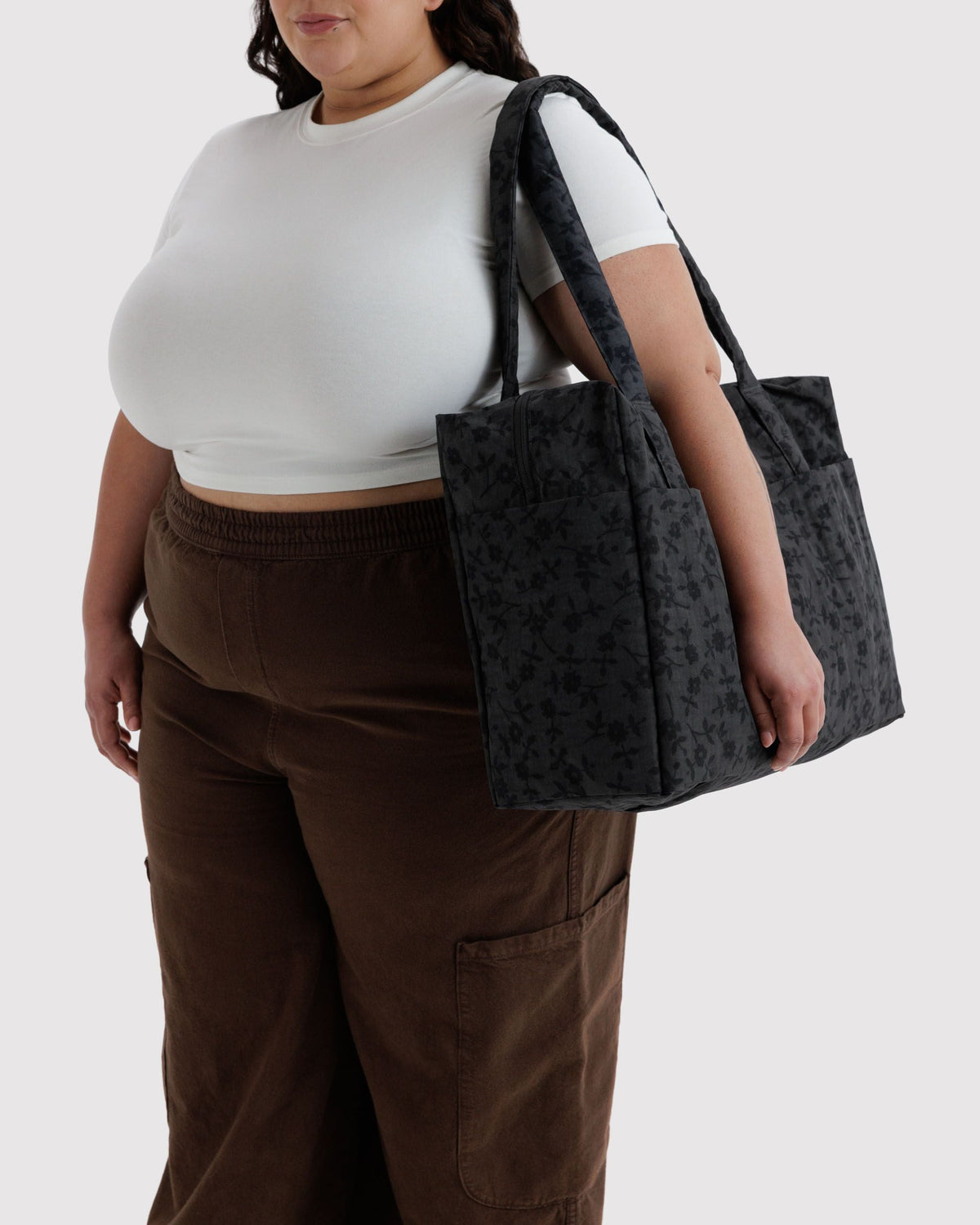 Cloud Carry-on - Charcoal Ditsy Floral - image 3