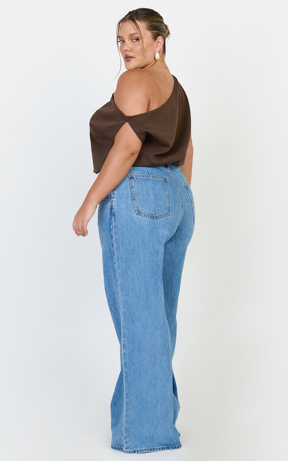 Therese Jeans - High Waist Wide Leg Flare Recycled Denim Jeans in Light Mid