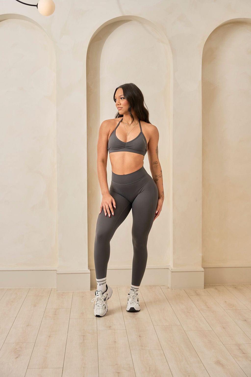W335 - Urban V-neck Bra