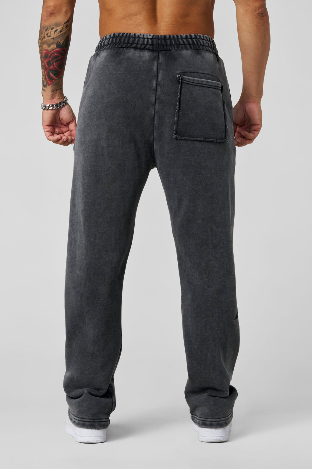 2068 - Elevated Essentials - Slim Sweats