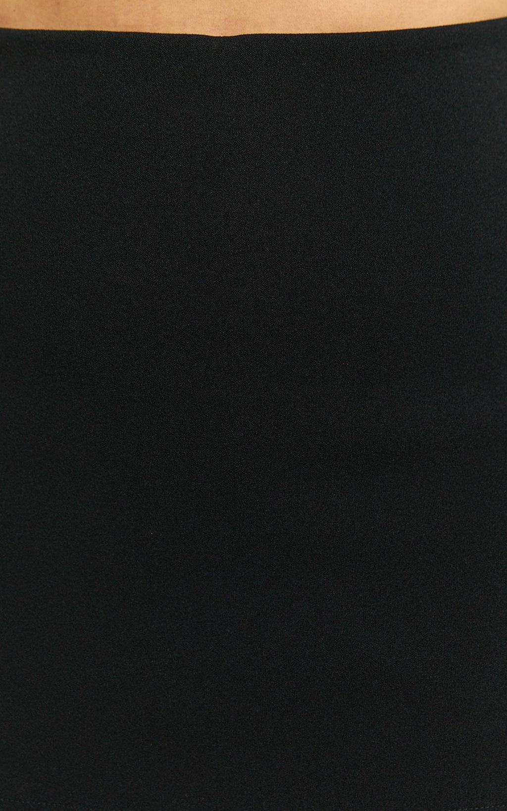 Lupe Mini Skort - Bodycon Workwear Skort in Black