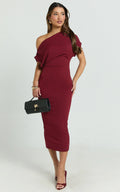 Nalfie Midi Dress - Tipped Shoulder Jersey Drape Dress in Wine