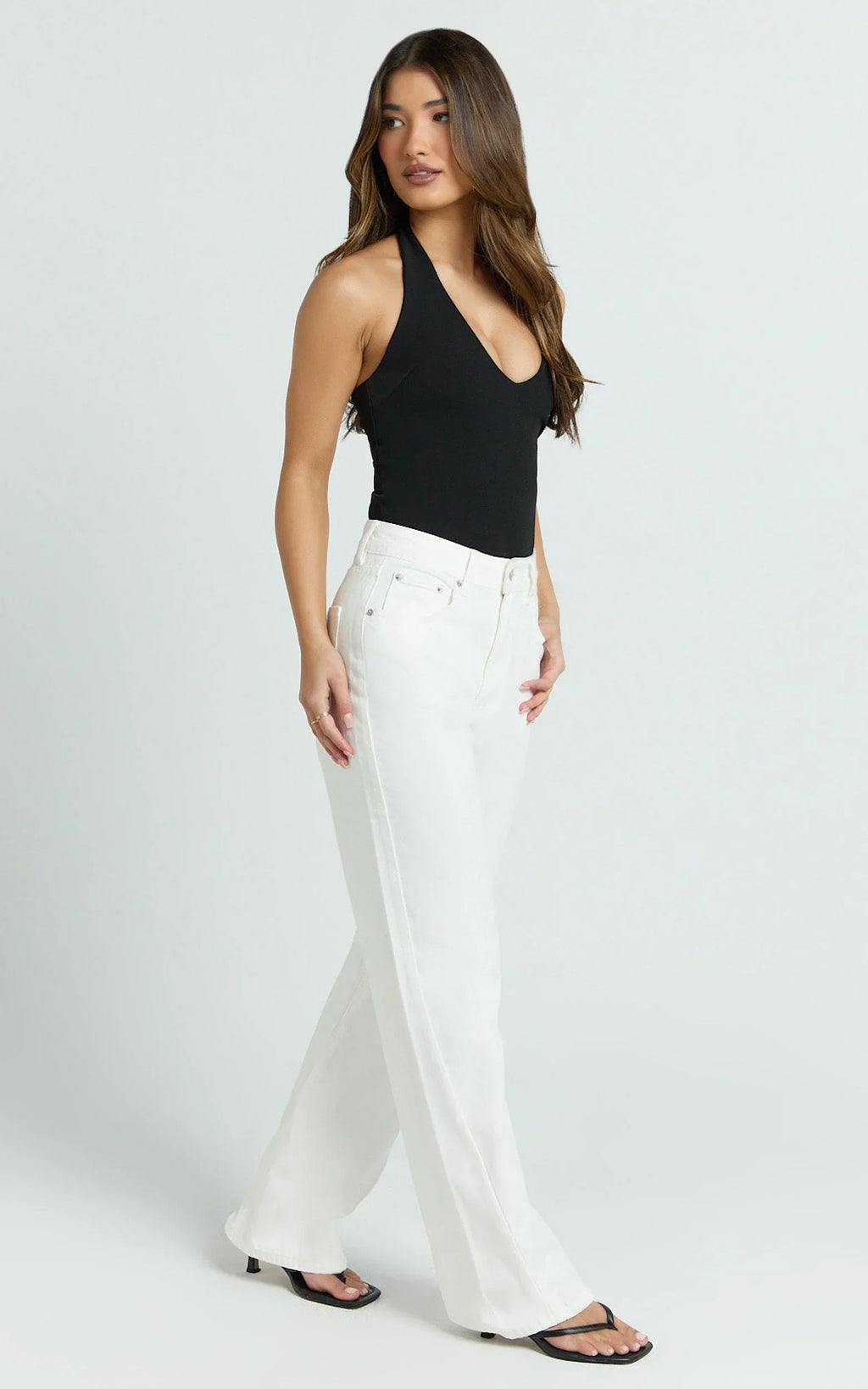 Abbie Jeans - Mid Rise Straight Leg Recycled Denim Jeans in Ecru