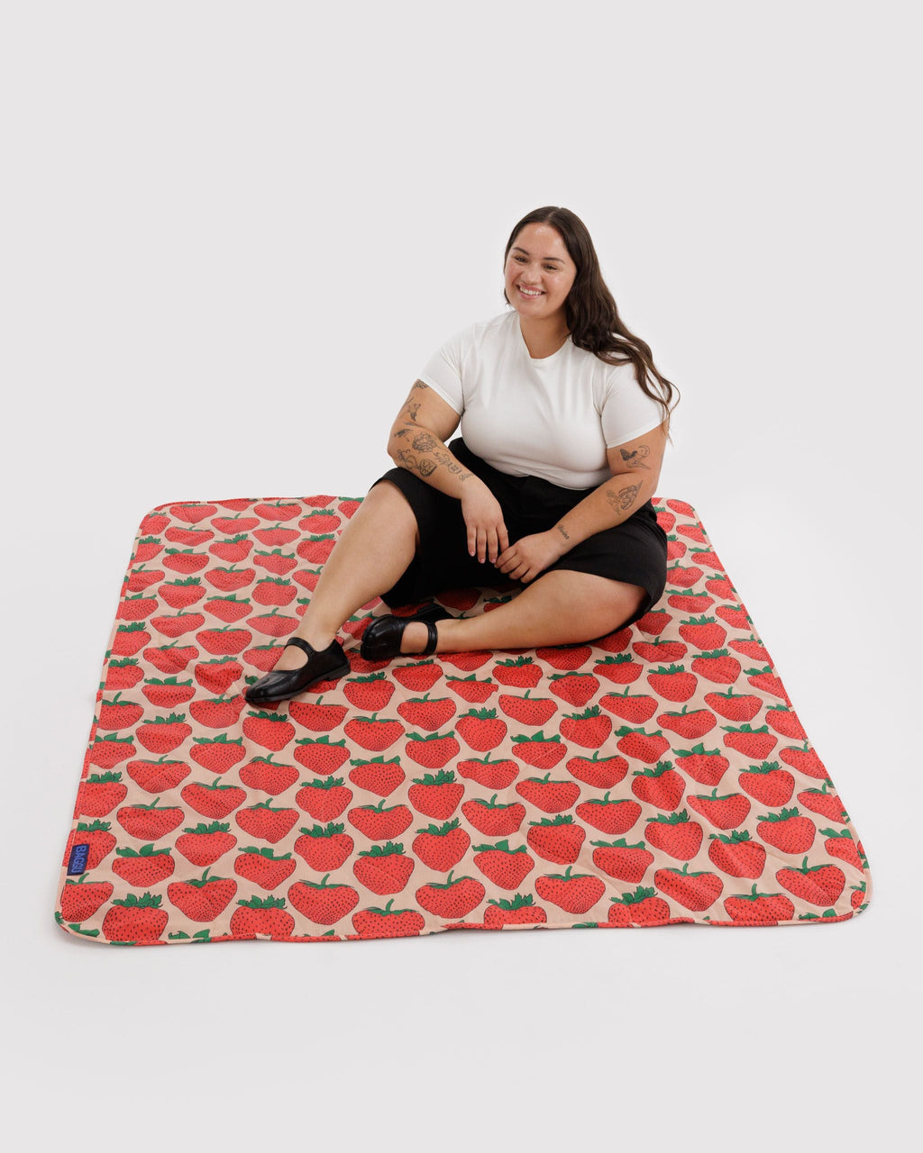 Puffy Picnic Blanket - Strawberry - image 2