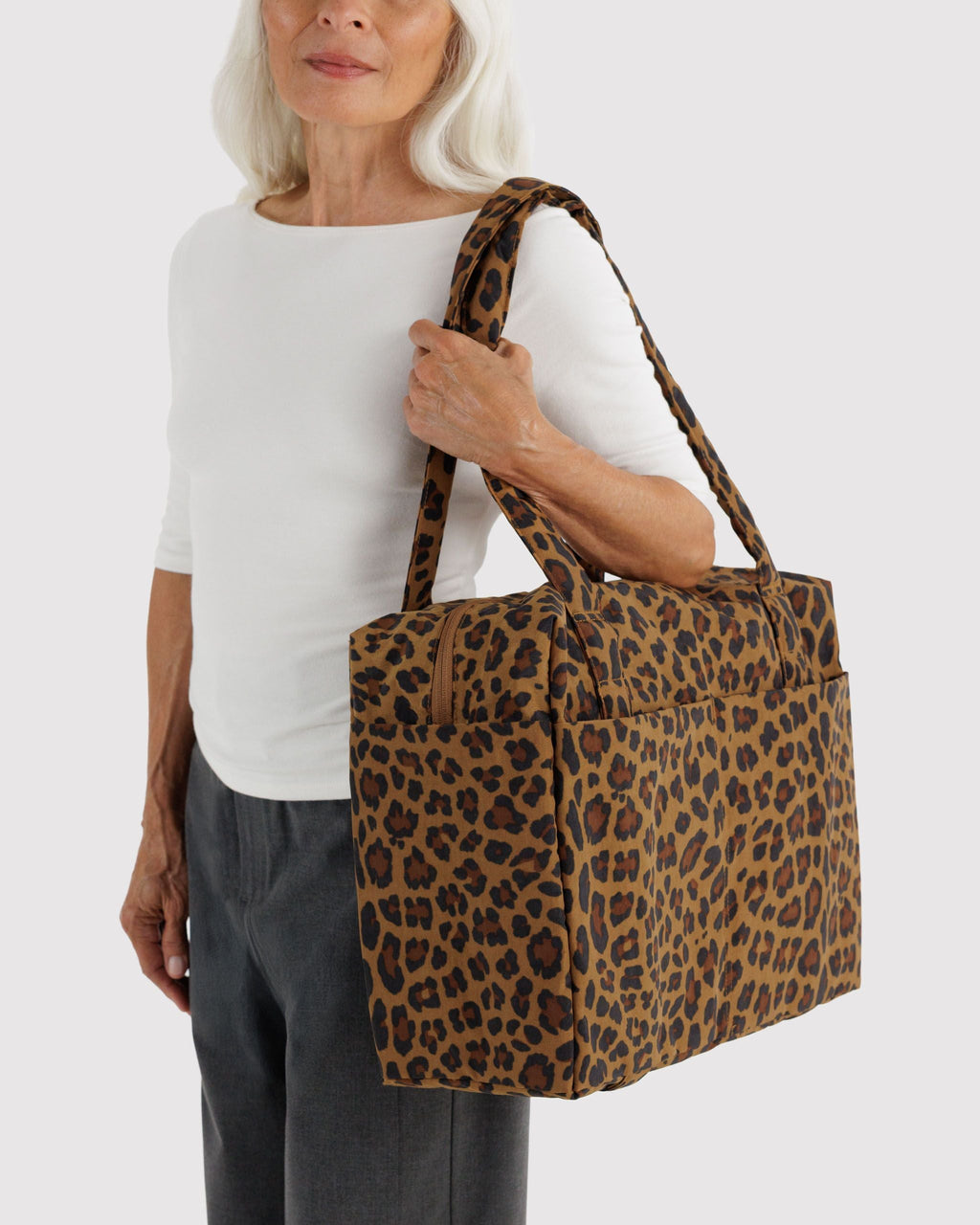 Small Cloud Carry-On - Leopard - image 3