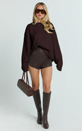 Amanda Jumper - Crew Neck Long Sleeve Knit Sweater in Chocolate