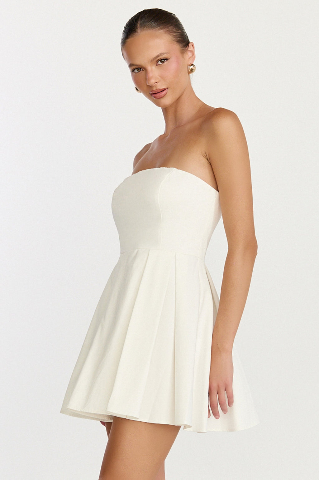 Avery Mini Dress - Strapless Fitted Bodice Full Pleated Skirt Dress in Off White