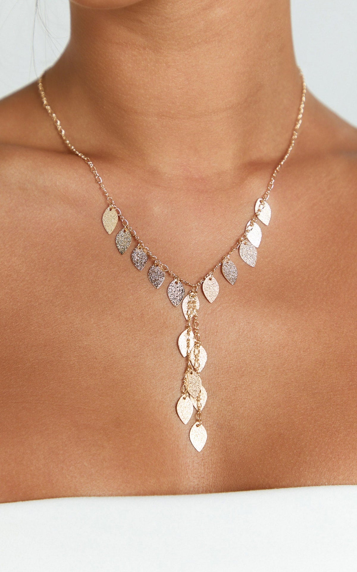 Duffy Leaf Necklace in Gold
