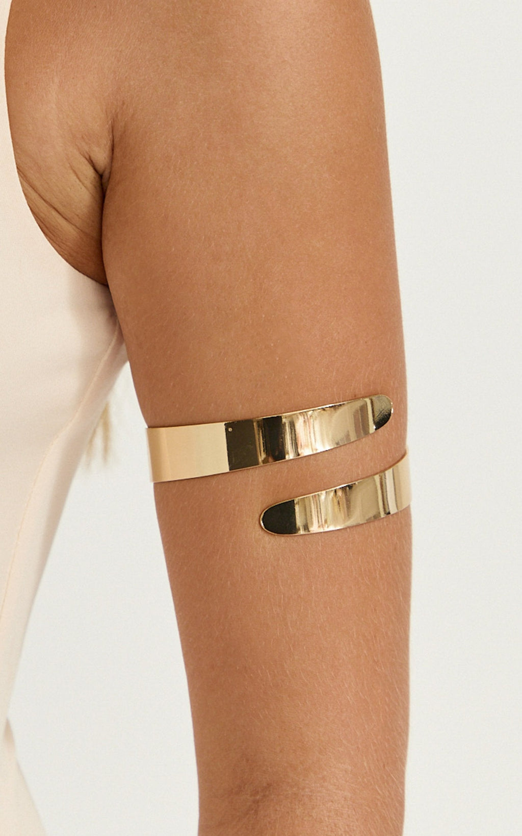 Farah Arm Cuff - Twisted Arm Cuff in Gold