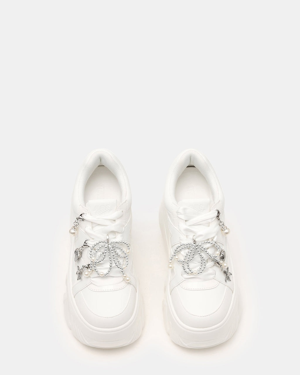 FIFI WHITE