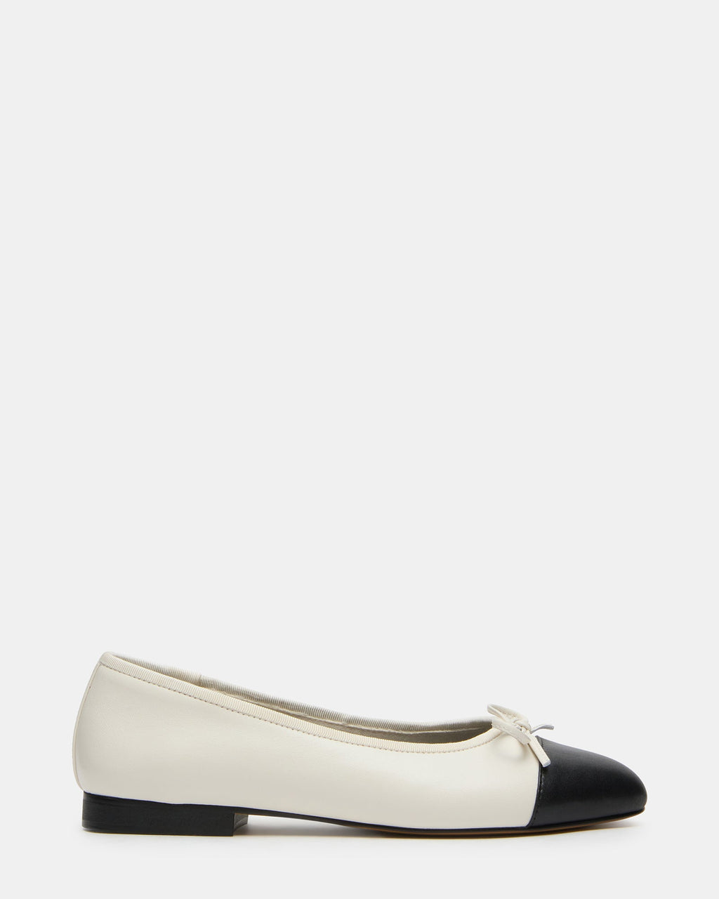 KIT White/Black Cap-Toe Women's Ballet Flat | Steve Madden