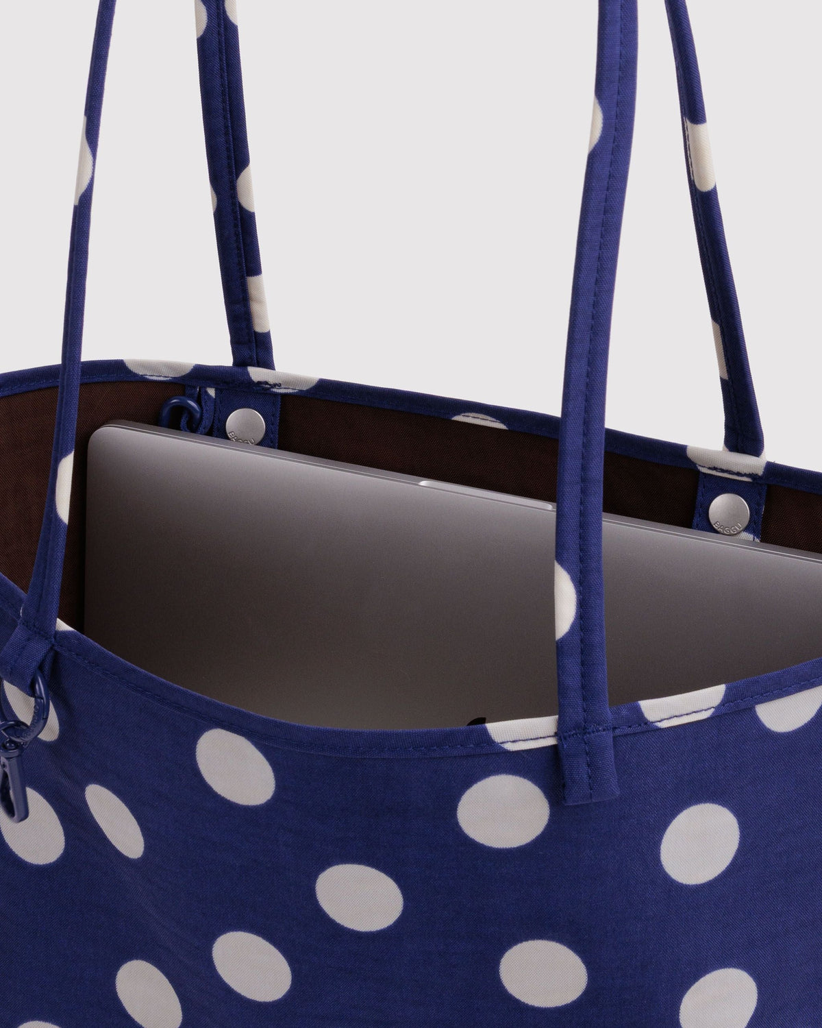 Medium Nylon Reversible Tote - Navy Polka Dot Mix - image 5