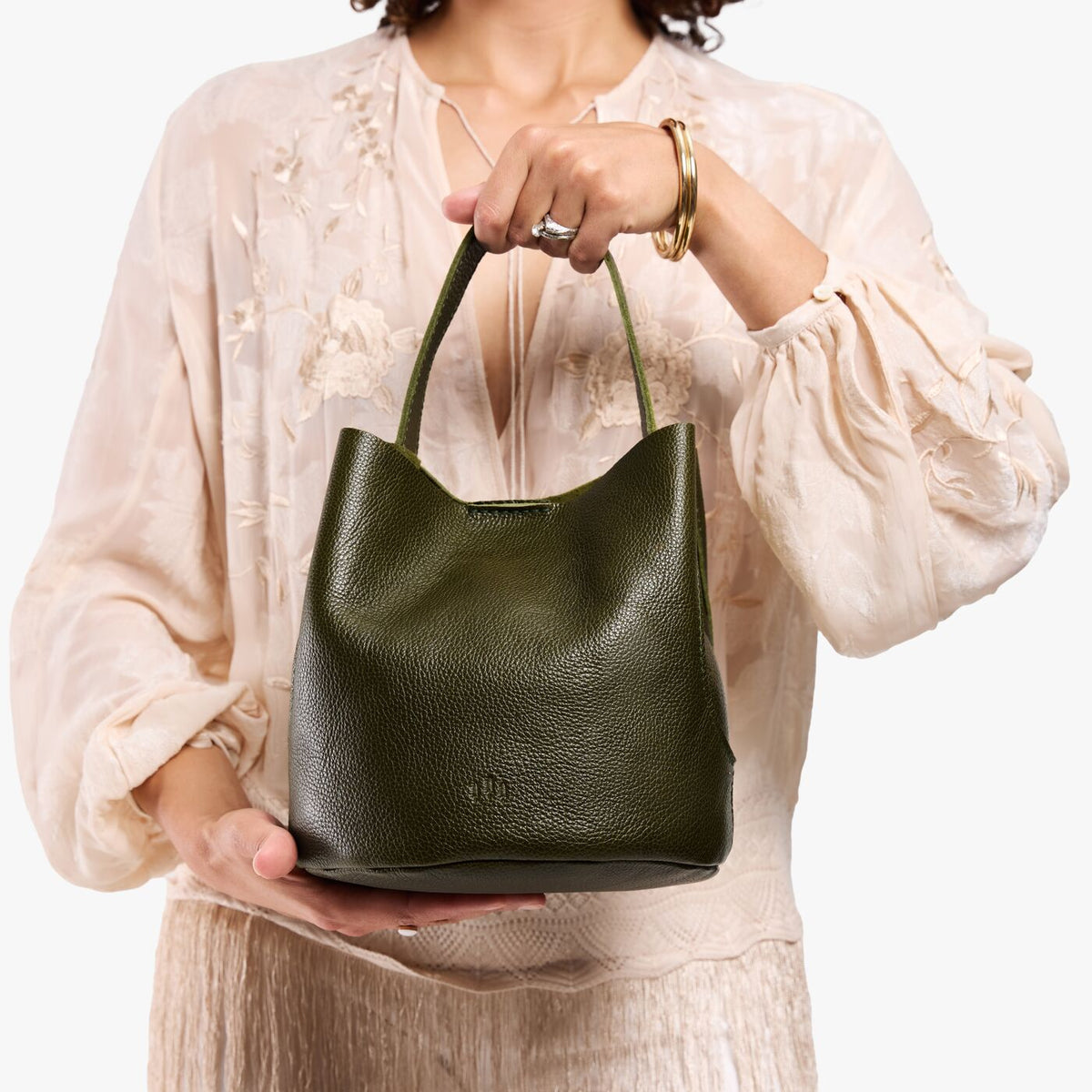 Almost Perfect' Belle Bucket Bag